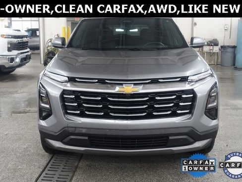 Used 2025 Chevrolet Equinox LT image 2