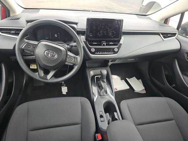 Used 2026 Toyota Corolla LE FWD image 11