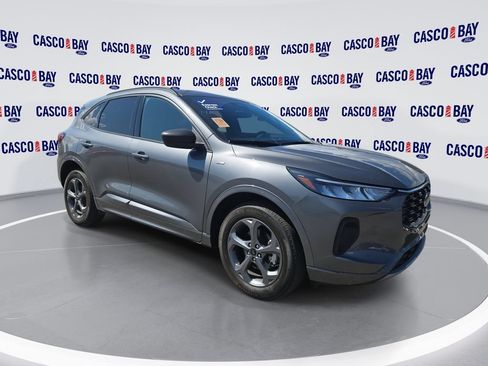 Certified 2023 Ford Escape ST-Line w/ Tech Pack #1 AWD/4WD image 1