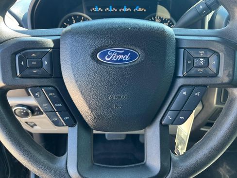 Used 2017 Ford F150 XLT w/ Trailer Tow Package image 14