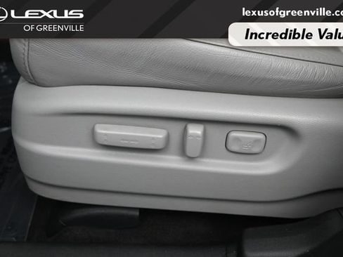 Used 2018 Honda Pilot Touring image 23