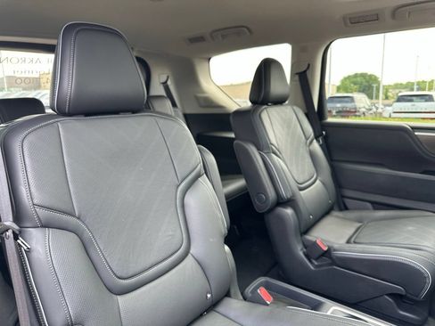 Certified 2026 INFINITI QX80 Luxe w/ Exterior Package AWD/4WD image 32