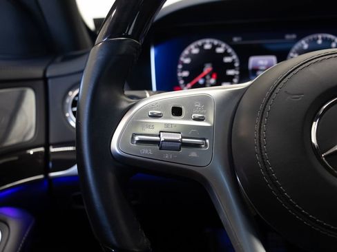 Used 2019 Mercedes-Benz S 560 Sedan image 28
