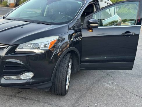 Used 2014 Ford Escape Titanium w/ Equipment Group 401A FWD image 11