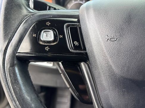 Used 2020 Lincoln Corsair Reserve FWD image 12