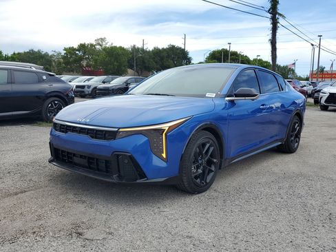 New 2025 Kia K4 GT-Line Turbo image 3