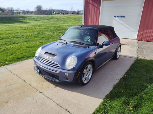 Used 2006 MINI Cooper S image 1