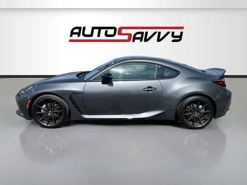 Used 2023 Toyota GR86 Premium w/ ALL Weather Mat Package (TMS) RWD image 4