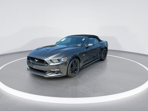 Used 2017 Ford Mustang GT Premium RWD image 5