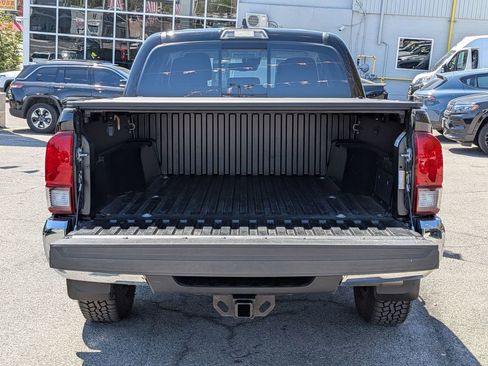 Used 2022 Toyota Tacoma SR5 image 8