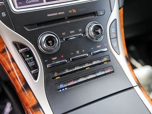 Used 2020 Lincoln Nautilus Reserve FWD image 20