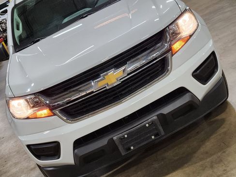 Used 2020 Chevrolet Colorado W/T w/ WT Convenience Package RWD image 19