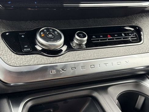 New 2025 Ford Expedition Tremor image 23