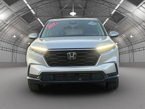 Used 2025 Honda CR-V EX image 2