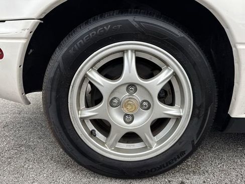 Used 1996 MAZDA MX-5 Miata RWD image 25
