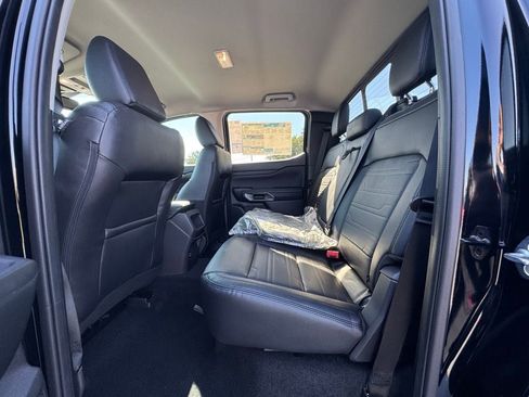 New 2025 Ford Ranger Lariat w/ Black Appearance Package image 9