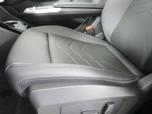 Used 2026 BMW X1 xDrive28i w/ Convenience Package AWD/4WD image 9