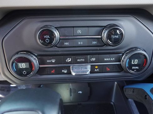 Used 2024 Ford Bronco Wildtrak AWD/4WD image 20