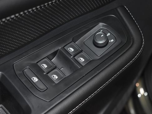 New 2026 Volkswagen Atlas SE image 4