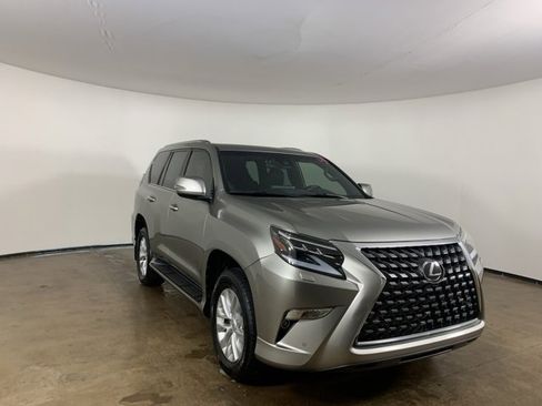 Used 2023 Lexus GX 460 Premium w/ Premium Package image 4