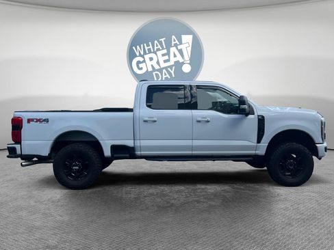 Used 2024 Ford F250 XLT w/ XLT Premium Package AWD/4WD image 2