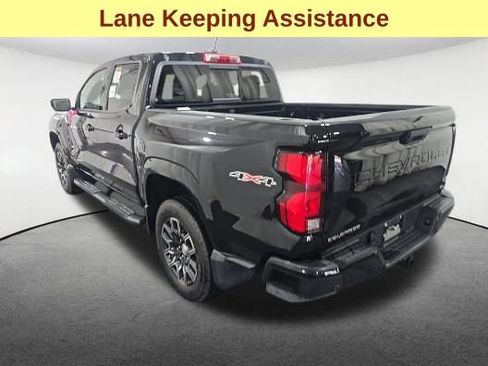 Used 2024 Chevrolet Colorado LT w/ LT Convenience Package III AWD/4WD image 8