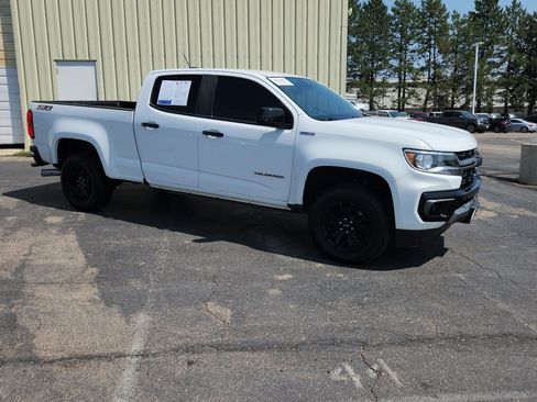 Used 2022 Chevrolet Colorado Z71 AWD/4WD image 13