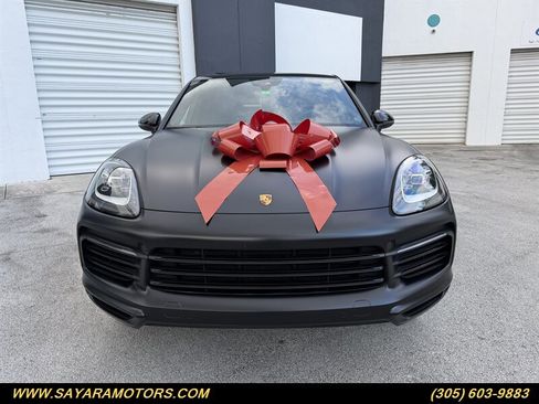 Used 2021 Porsche Cayenne Coupe image 7