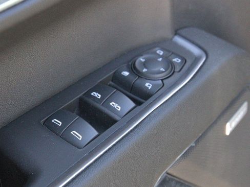 Used 2024 Chevrolet Silverado 1500 LTZ image 14