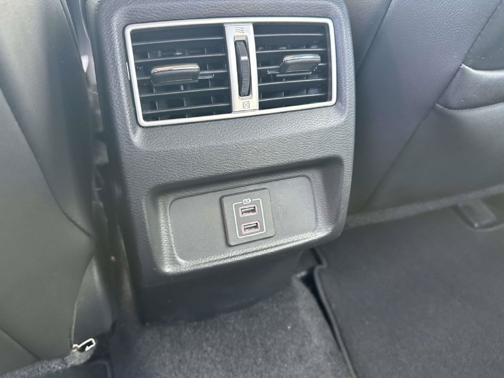 Used 2018 Nissan Maxima 3.5 SL FWD image 11