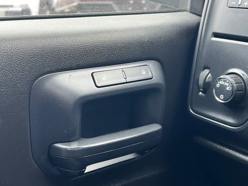 Used 2018 Chevrolet Silverado 1500 W/T w/ Trailering Package image 21