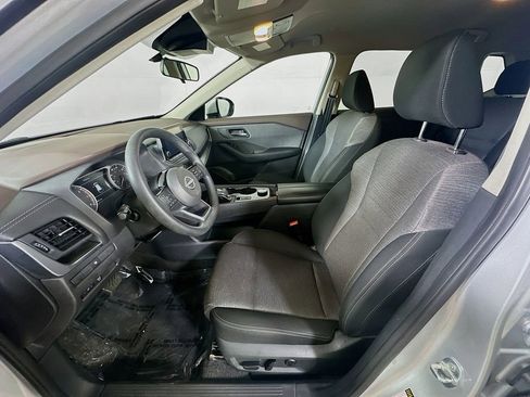 Used 2023 Nissan Rogue SV AWD/4WD image 15