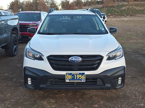 Used 2021 Subaru Outback Onyx Edition XT w/ Popular Package #2 image 4