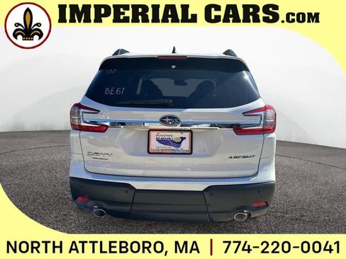 New 2025 Subaru Ascent Premium image 9