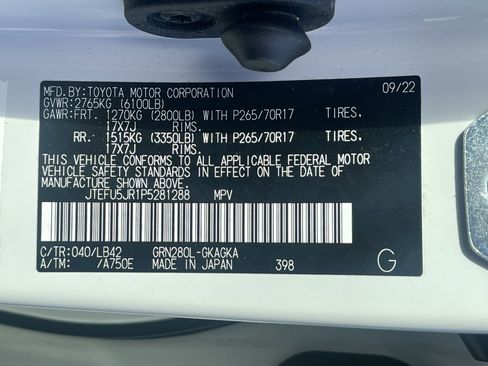 Used 2023 Toyota 4Runner SR5 Premium w/ Moonroof Package image 36