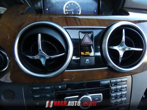 Used 2014 Mercedes-Benz GLK 350 2WD w/ Premium 1 Package image 48