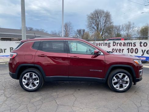 Used 2021 Jeep Compass Limited AWD/4WD image 2