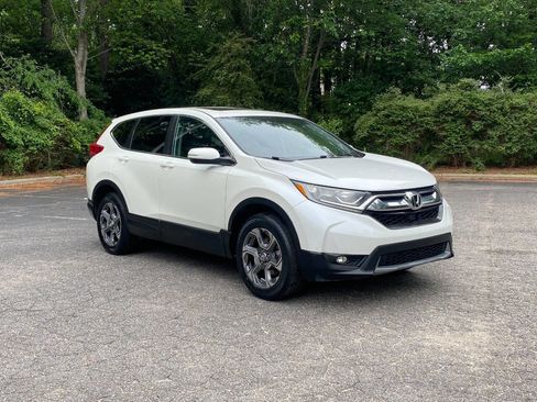 Used 2017 Honda CR-V EX image 3