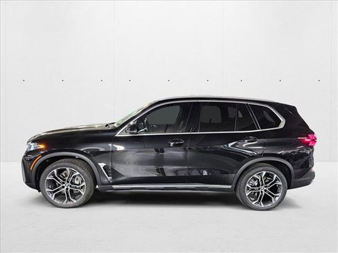 Used 2026 BMW X5 sDrive40i w/ Climate Comfort Package image 5