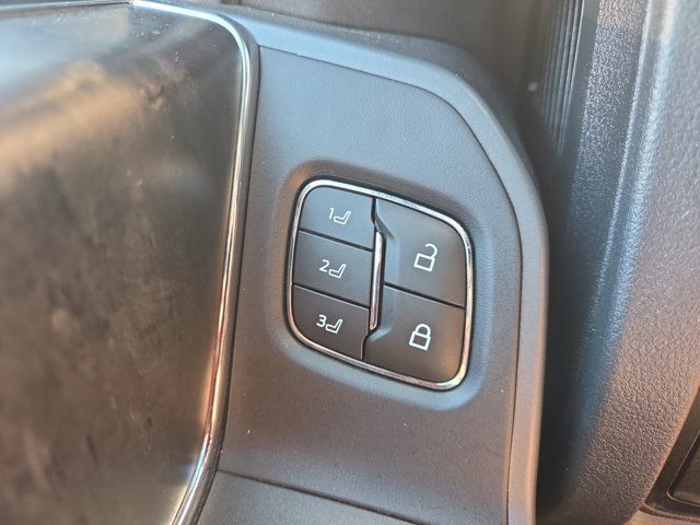 Used 2024 Ford F250 Lariat AWD/4WD image 12