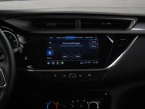 Used 2023 Buick Encore GX Preferred w/ Cold Weather Comfort Package AWD/4WD image 15
