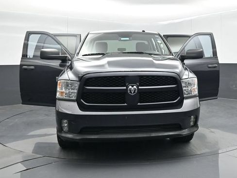 Used 2018 RAM 1500 Express AWD/4WD image 61
