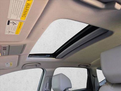 Used 2022 Honda CR-V EX-L image 12