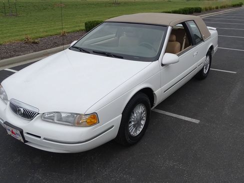 Used 1997 Mercury Cougar XR7 image 6