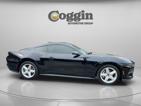 New 2026 Ford Mustang Coupe RWD image 5