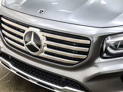 New 2026 Mercedes-Benz GLB 250 image 13