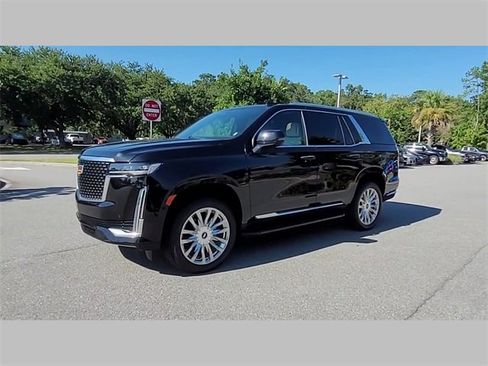 Used 2024 Cadillac Escalade Premium Luxury image 36