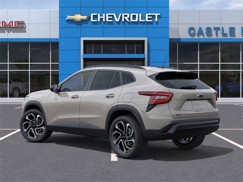 New 2026 Chevrolet Trax RS w/ Sunroof Package image 3