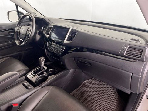 Used 2017 Honda Ridgeline RTL-E image 29