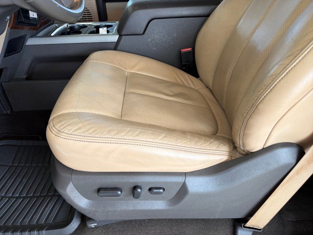 Used 2014 Ford F250 Lariat w/ Lariat Ultimate Package AWD/4WD image 19